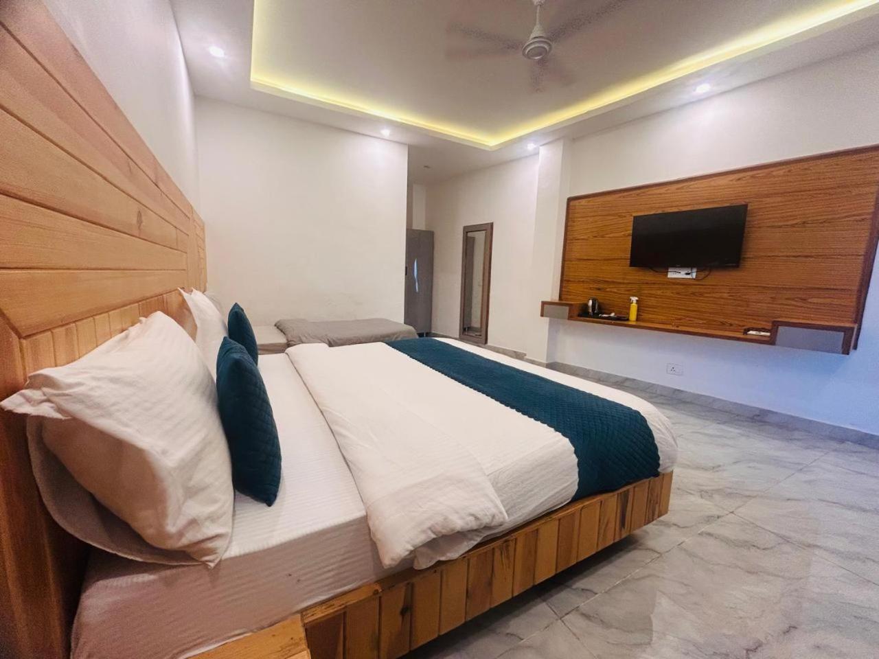 Queens Hill By Edge Mussoorie Extérieur photo